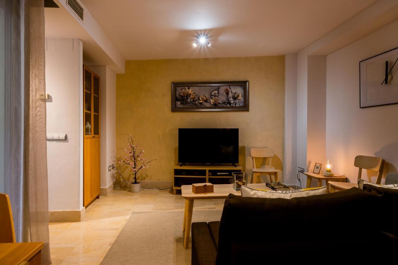 Azofaifo Donkey Apartment Seville Exterior photo